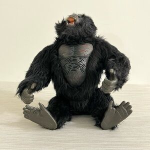 Universal Studios 2005 KING KONG Toy w/ Roaring Sound By Playmates Toys Tested